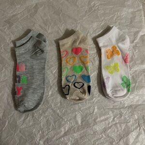 Heart, ‘Good Karma Only,’ & Butterfly Ankle Socks Set